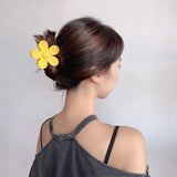 Flower Claw Hair Clip